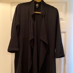 Summer lightweight jacket perfect for the office.